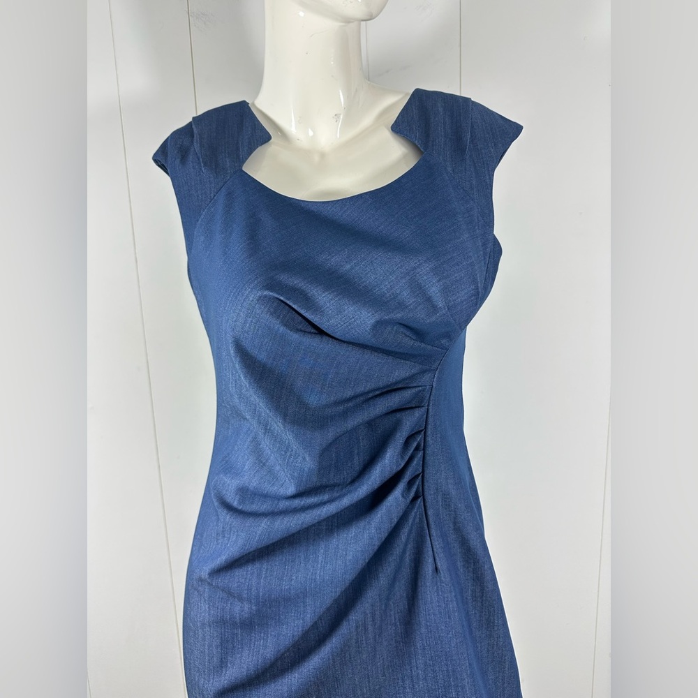 Calvin Klein Chambray Sz 10 Blue Side Pleat Sheath Cap Sleeve Dress Womens - Picture 3 of 10